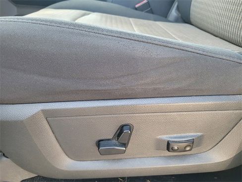 Used 2012 RAM 1500 Big Horn image 10