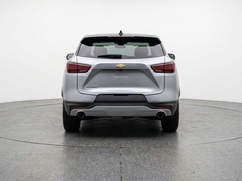 Used 2025 Chevrolet Blazer LT FWD image 7