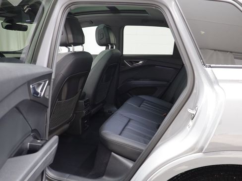 Used 2023 Audi Q4 e-tron Premium Plus w/ Premium Plus image 13