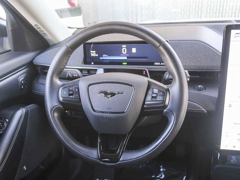 Used 2022 Ford Mustang Mach-E Premium image 11