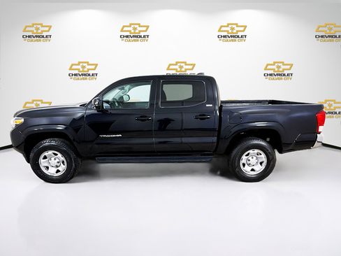 Used 2020 Toyota Tacoma SR5 image 4