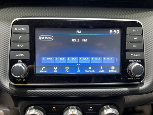 New 2025 Nissan Kicks Play S image 28