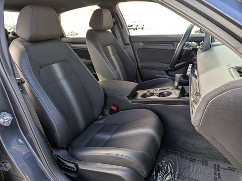 Used 2025 Honda Civic Sport image 28