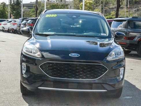 Used 2020 Ford Escape SEL image 2