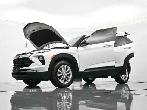 Certified 2024 Chevrolet TrailBlazer LS image 49