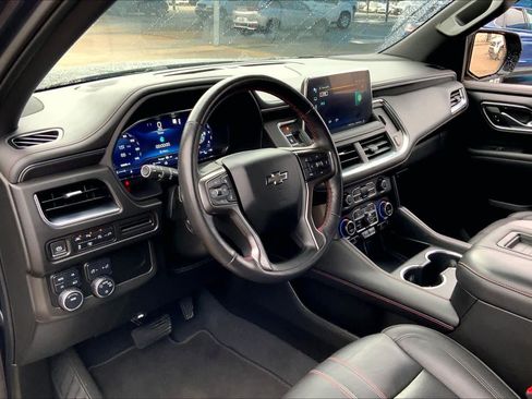 Used 2022 Chevrolet Tahoe RST w/ Sport Performance Package image 16