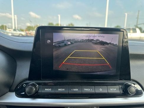 Used 2023 Kia Forte LXS FWD image 11