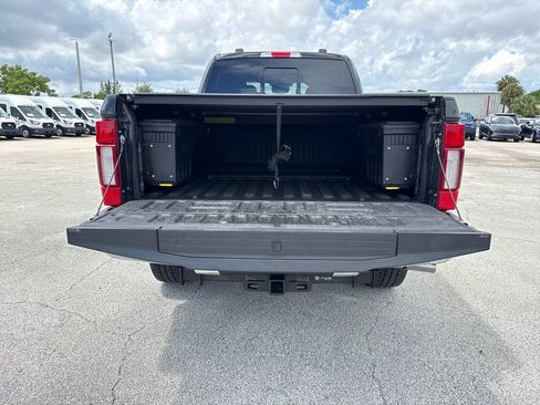 Used 2020 Ford F250 Lariat w/ Lariat Ultimate Package AWD/4WD image 30