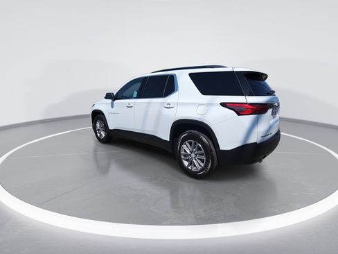 Used 2023 Chevrolet Traverse LT AWD/4WD image 6