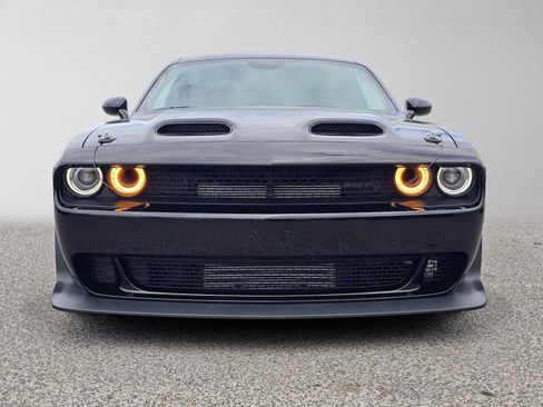 Used 2022 Dodge Challenger SRT Hellcat RWD image 8