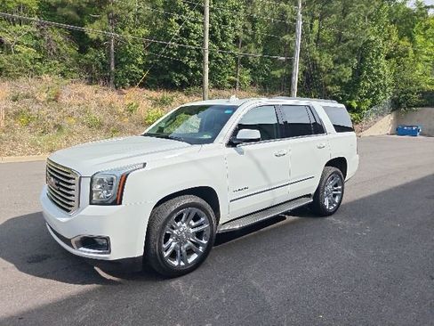 Used 2018 GMC Yukon SLT w/ Premium Edition image 7
