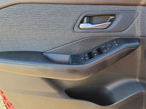 Used 2021 Nissan Rogue SV image 20