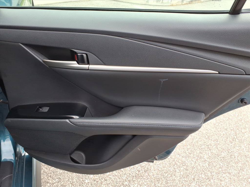 Used 2025 Toyota Camry XSE FWD image 20