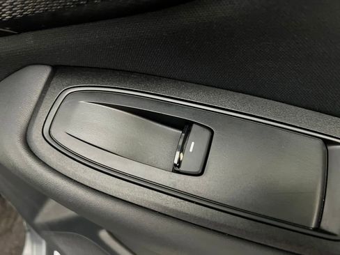 Used 2023 Subaru Outback Premium image 23