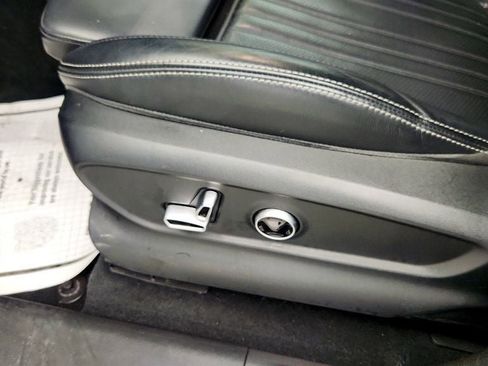 Used 2023 Maserati Grecale Modena image 12