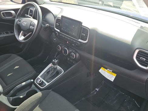 Certified 2026 Hyundai Venue SEL FWD image 25