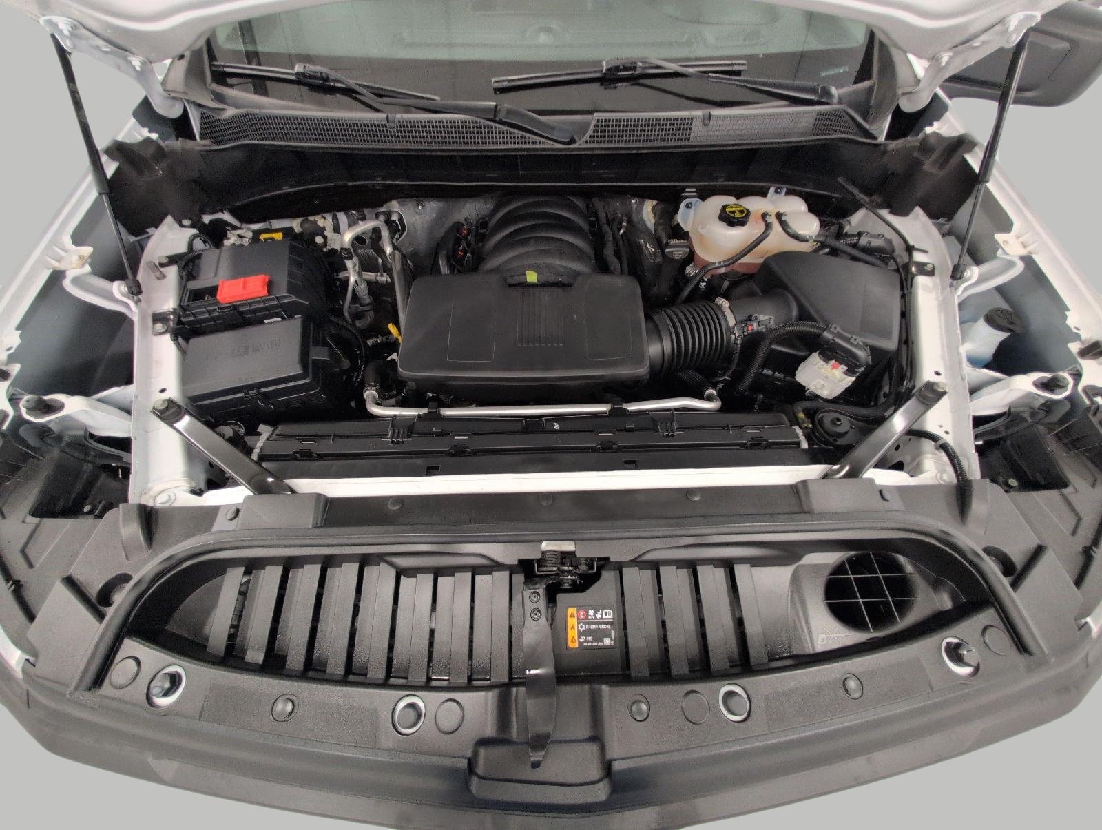 Certified 2025 Chevrolet Silverado 1500 W/T RWD image 8