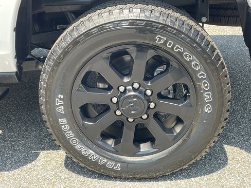 Used 2025 RAM 2500 Big Horn AWD/4WD image 35