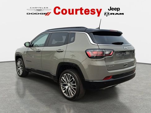 Certified 2023 Jeep Compass Limited w/ Elite Group AWD/4WD image 6