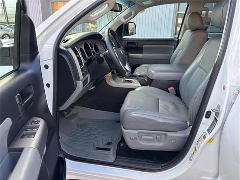 Used 2015 Toyota Sequoia SR5 image 13