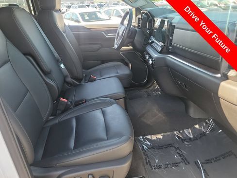 Used 2026 GMC Sierra 1500 SLT RWD image 16