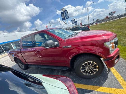 Used 2018 Ford F150 XLT w/ Equipment Group 302A Luxury AWD/4WD image 4