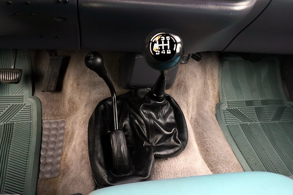 Used 1997 Dodge Ram 1500 Truck 4x4 Club Cab image 16