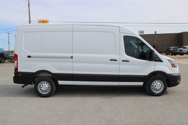 New 2026 Ford Transit 250 148 Medium Roof w/ Load Area Protection Package RWD image 3