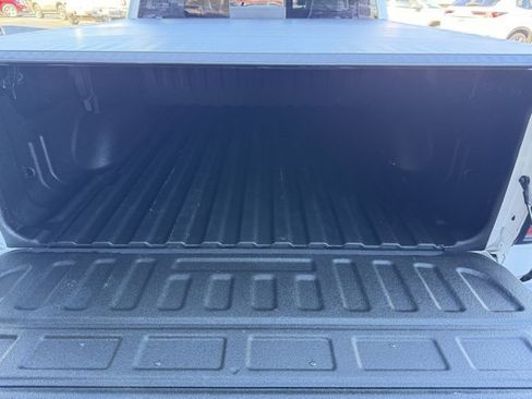 Used 2018 GMC Sierra 1500 SLT w/ SLT Premium Package image 26