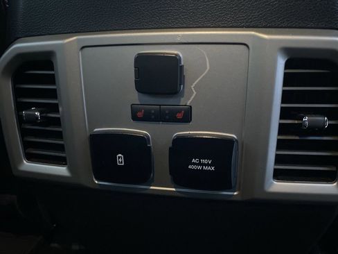 Used 2020 Ford F150 Lariat w/ Equipment Group 502A Luxury image 44