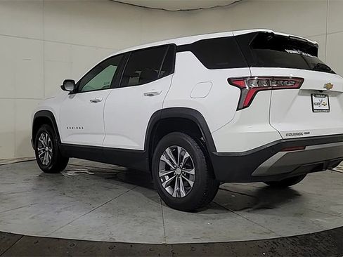 Used 2025 Chevrolet Equinox LT image 6