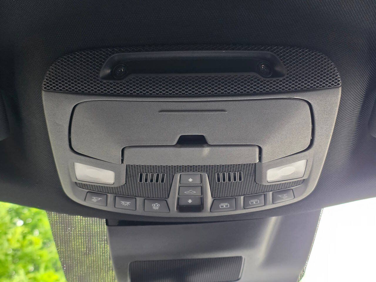 Used 2019 Ford Expedition Limited w/ Equipment Group 303A AWD/4WD image 33