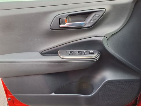 Used 2023 Toyota Crown Platinum image 22