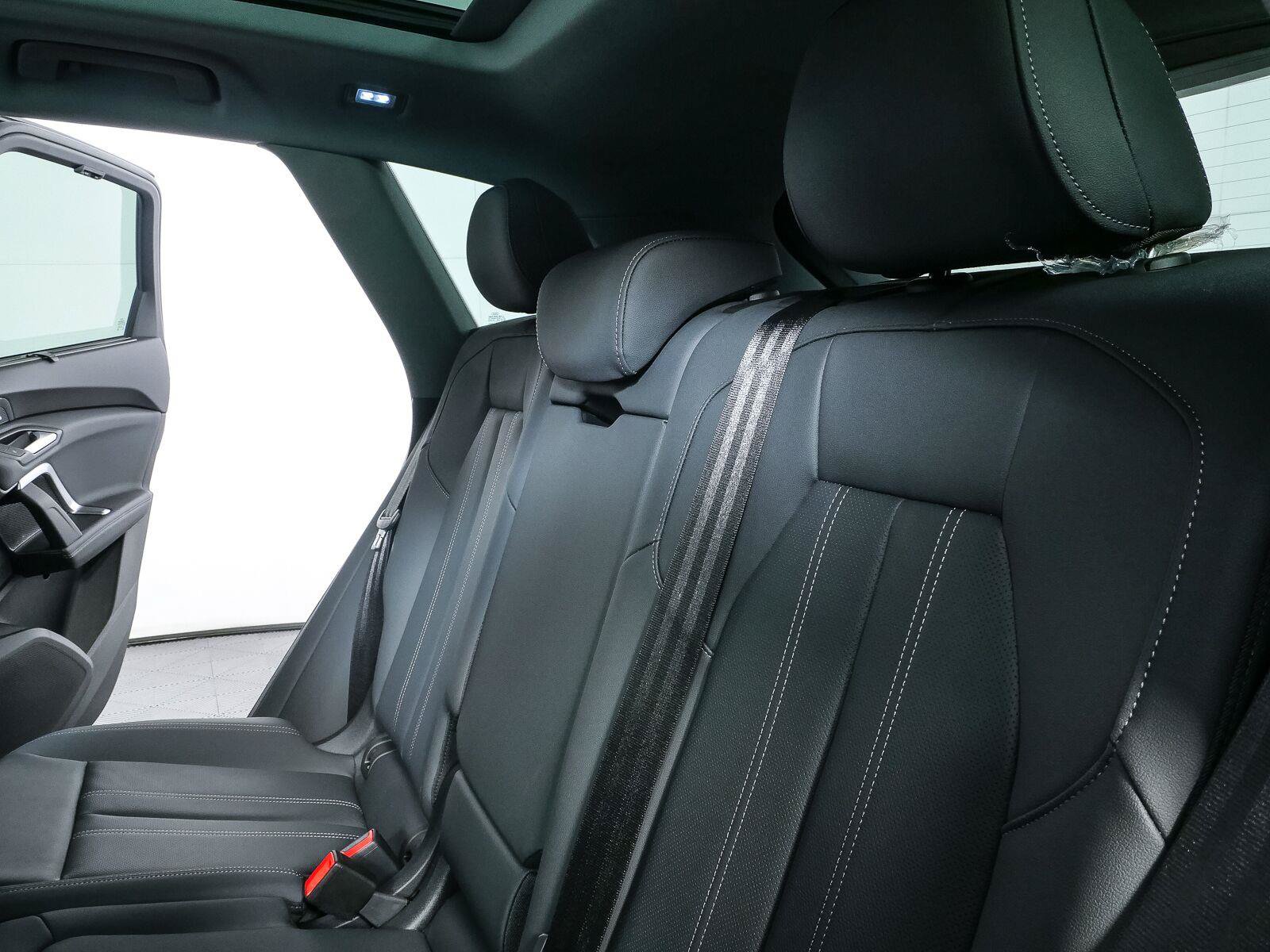 New 2026 Audi Q5 Premium Plus AWD/4WD image 22