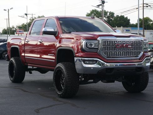 Used 2018 GMC Sierra 1500 SLT AWD/4WD image 3