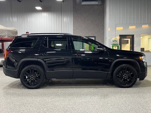 Certified 2023 GMC Acadia SLE w/ Driver Convenience Package image 6