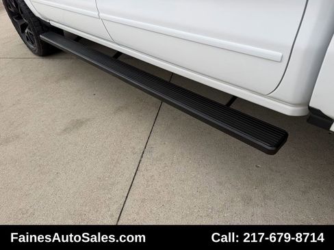 Used 2018 Chevrolet Silverado 1500 LT w/ All Star Edition image 40