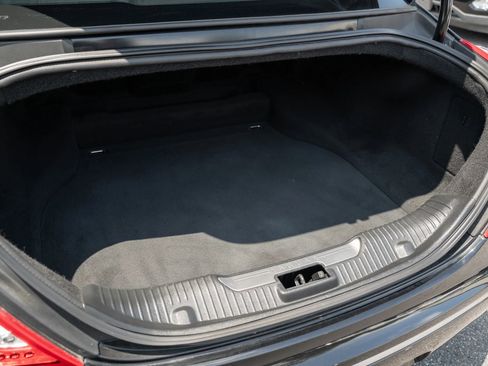 Used 2013 Jaguar XJ AWD image 10