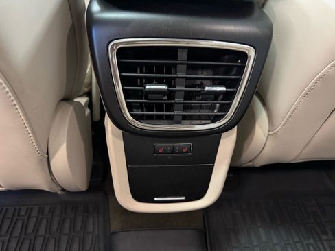 Used 2020 Lincoln Nautilus Reserve w/ Equipment Group 201A image 16