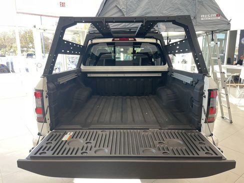 New 2026 Nissan Frontier SV w/ SV Convenience Package AWD/4WD image 15