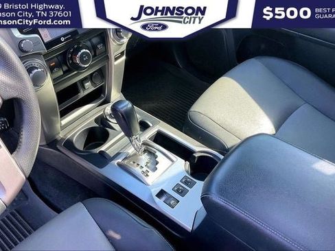 Used 2022 Toyota 4Runner SR5 Premium w/ Moonroof Package AWD/4WD image 22