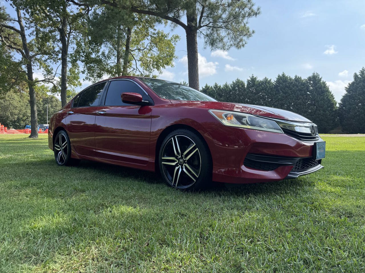 Used 2017 Honda Accord Sport image 5