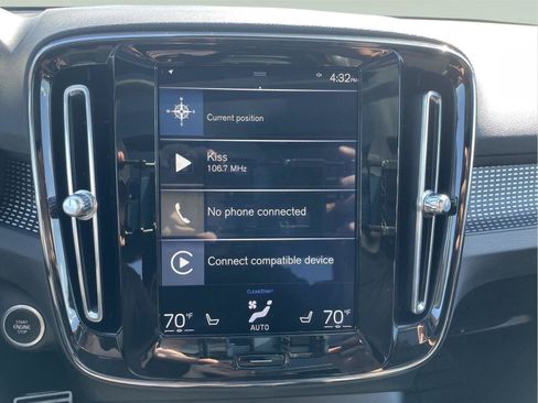 Used 2021 Volvo XC40 T5 R-Design w/ Advanced Package AWD/4WD image 26