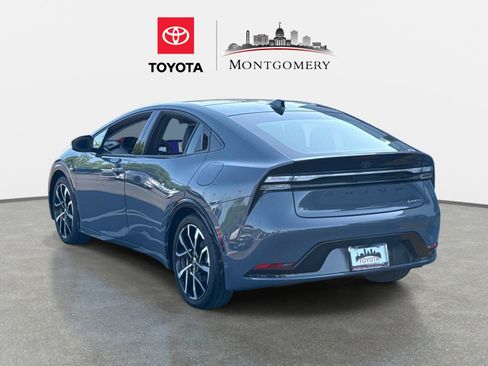 New 2026 Toyota Prius Plug-In Hybrid FWD image 5
