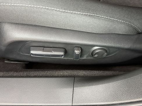 Certified 2025 Honda Accord SE image 21