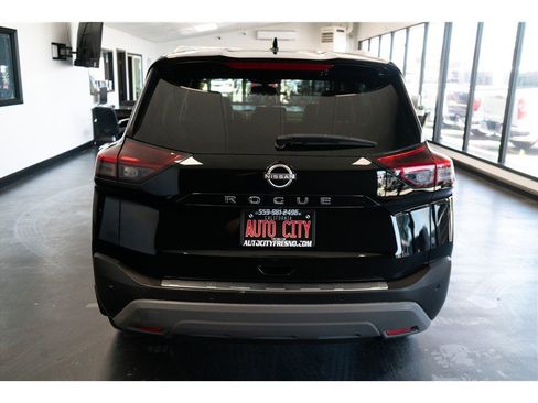 Used 2023 Nissan Rogue SV w/ SV Premium Package FWD image 6