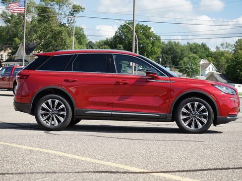 Used 2022 Lincoln Corsair Reserve w/ Elements Package image 2