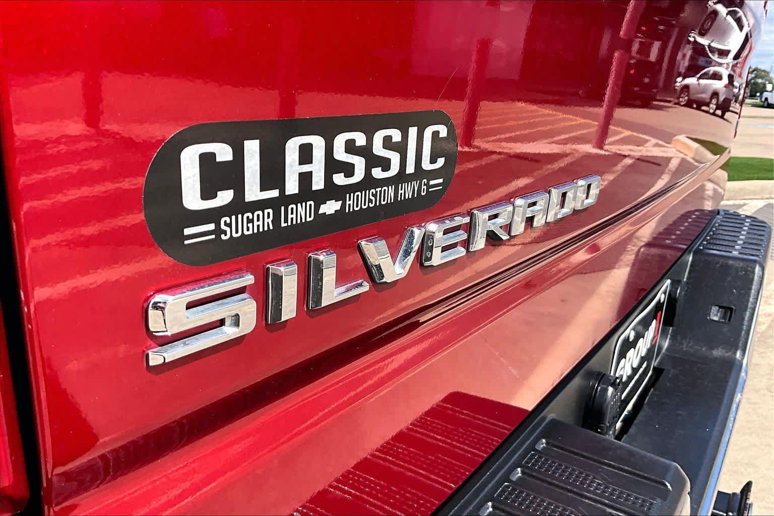 Used 2023 Chevrolet Silverado 1500 LT AWD/4WD image 31