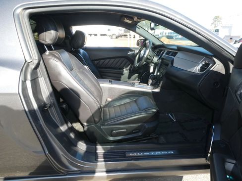Used 2014 Ford Mustang Premium w/ Equipment Group 203A image 22