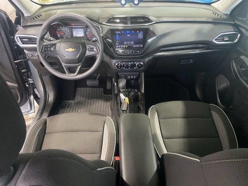 Used 2023 Chevrolet TrailBlazer LT w/ Convenience Package FWD image 19